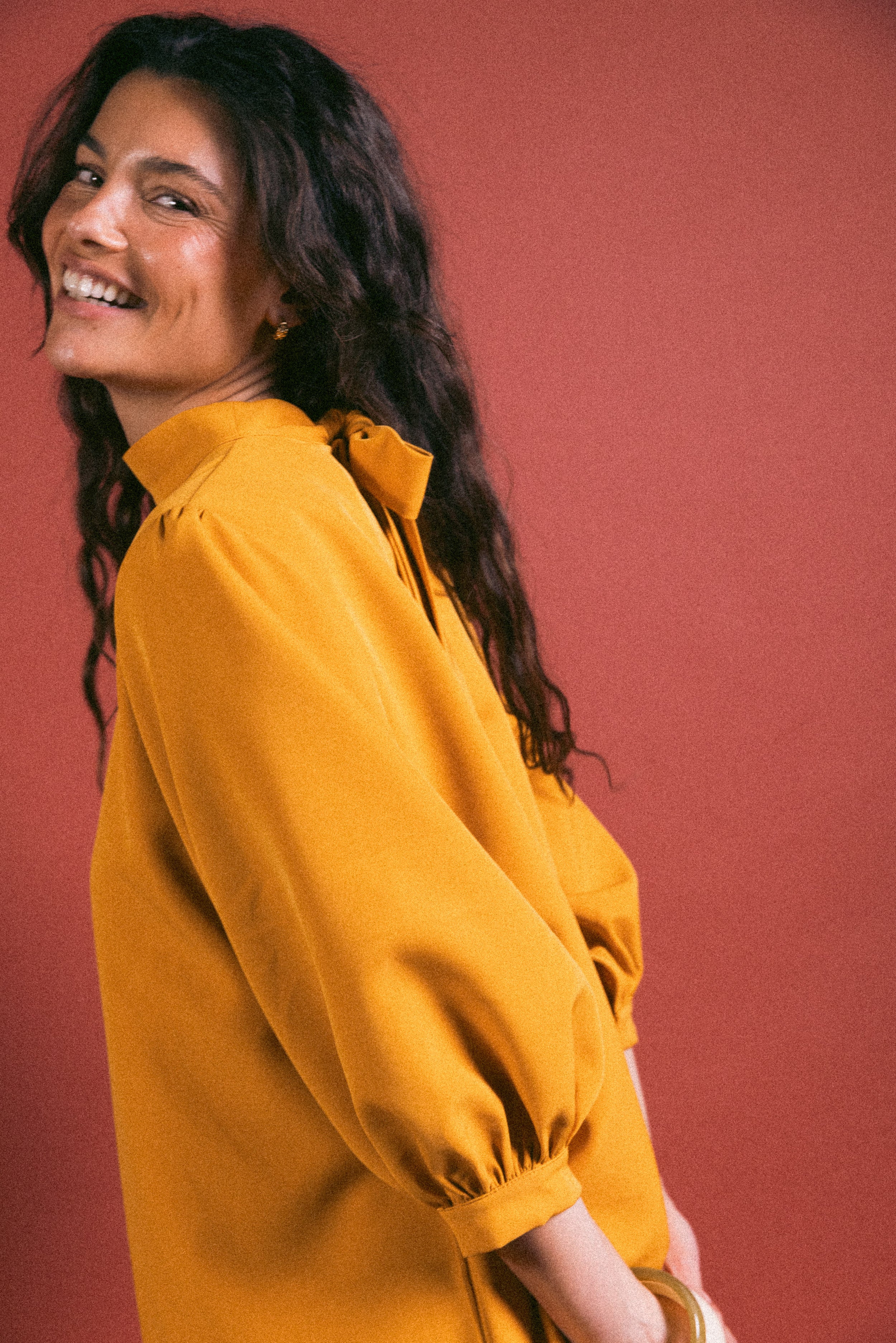 Robe baby doll invitée ocre