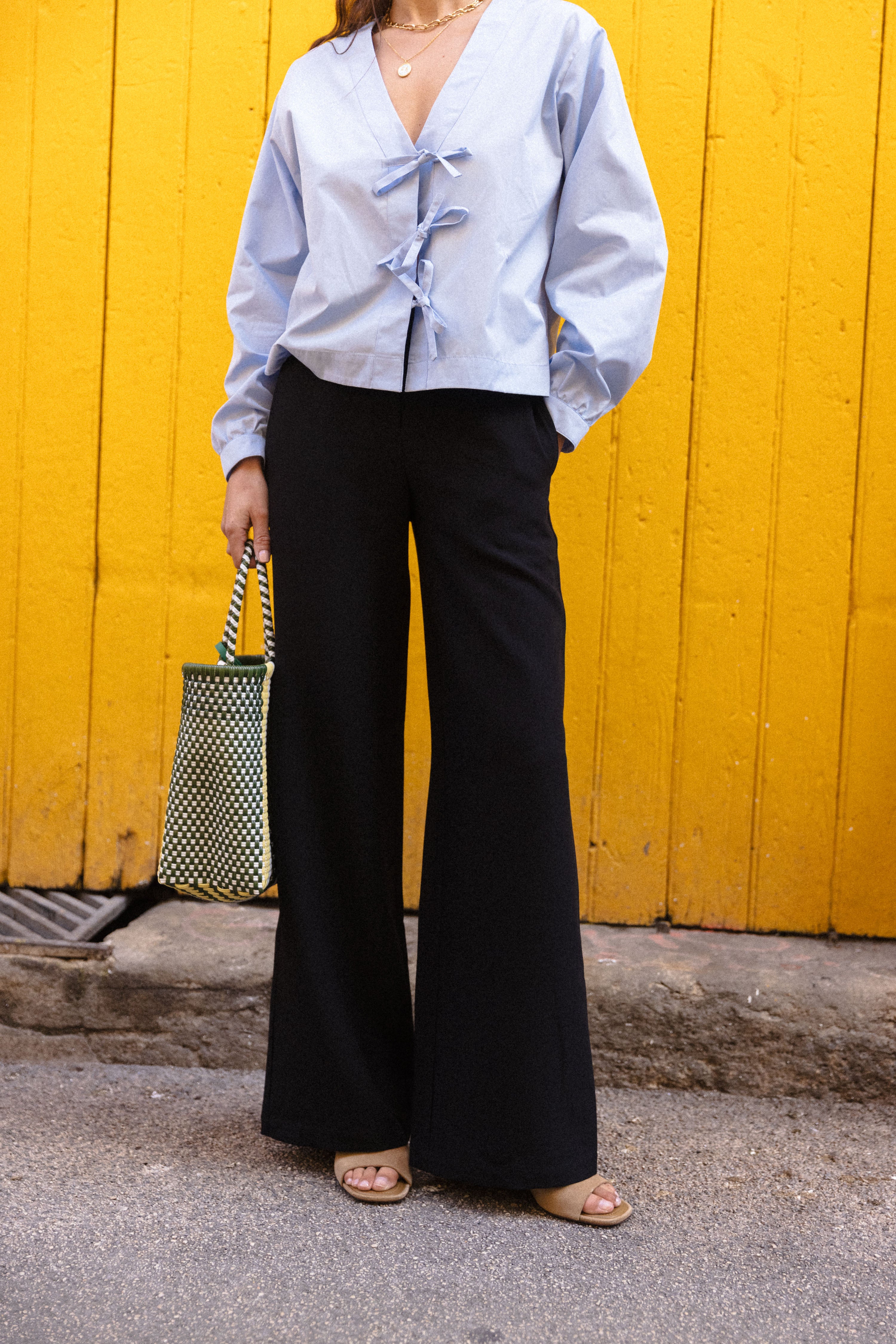 Pantalones negros de pierna ancha