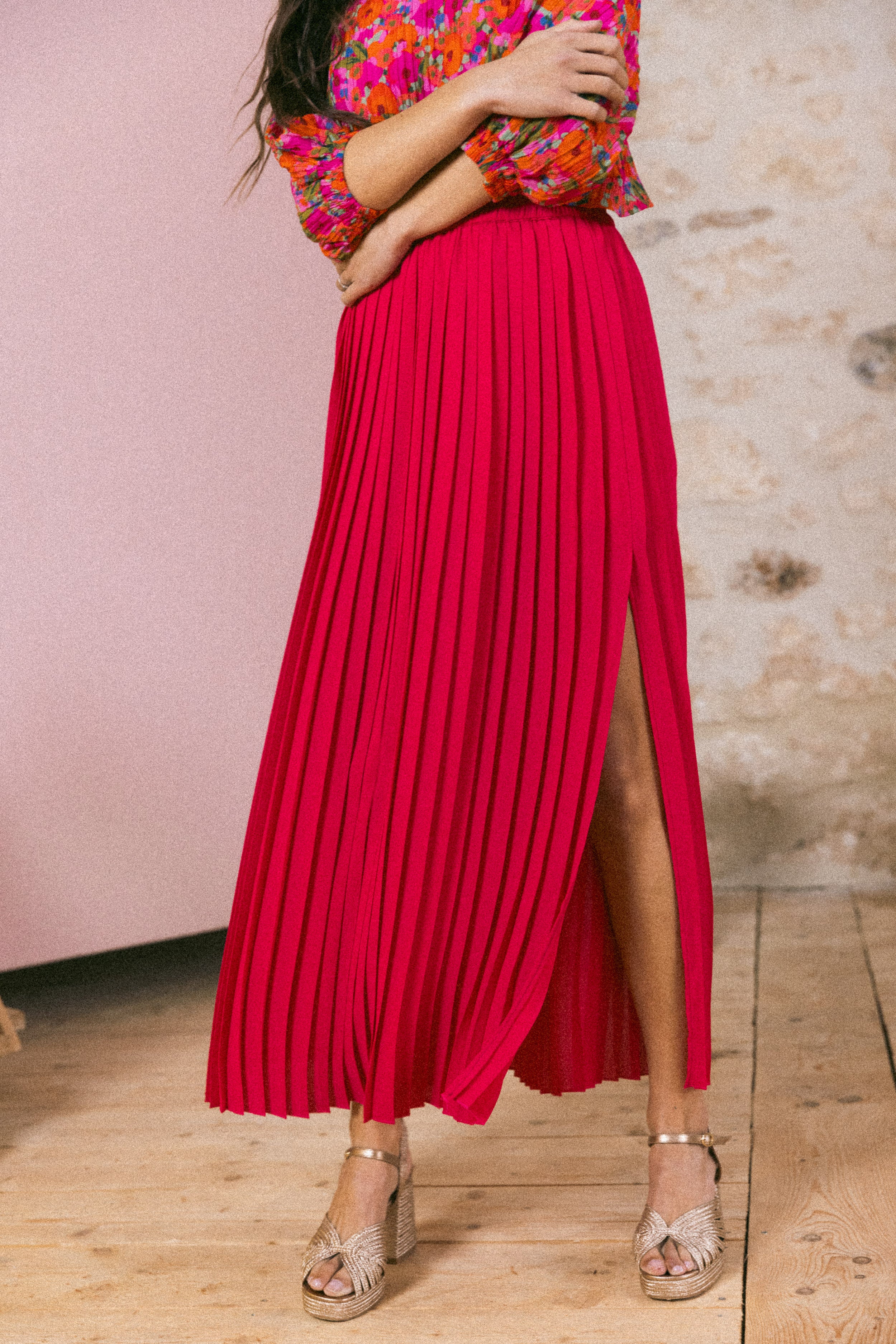 Jupe plissée longue fendue Framboise