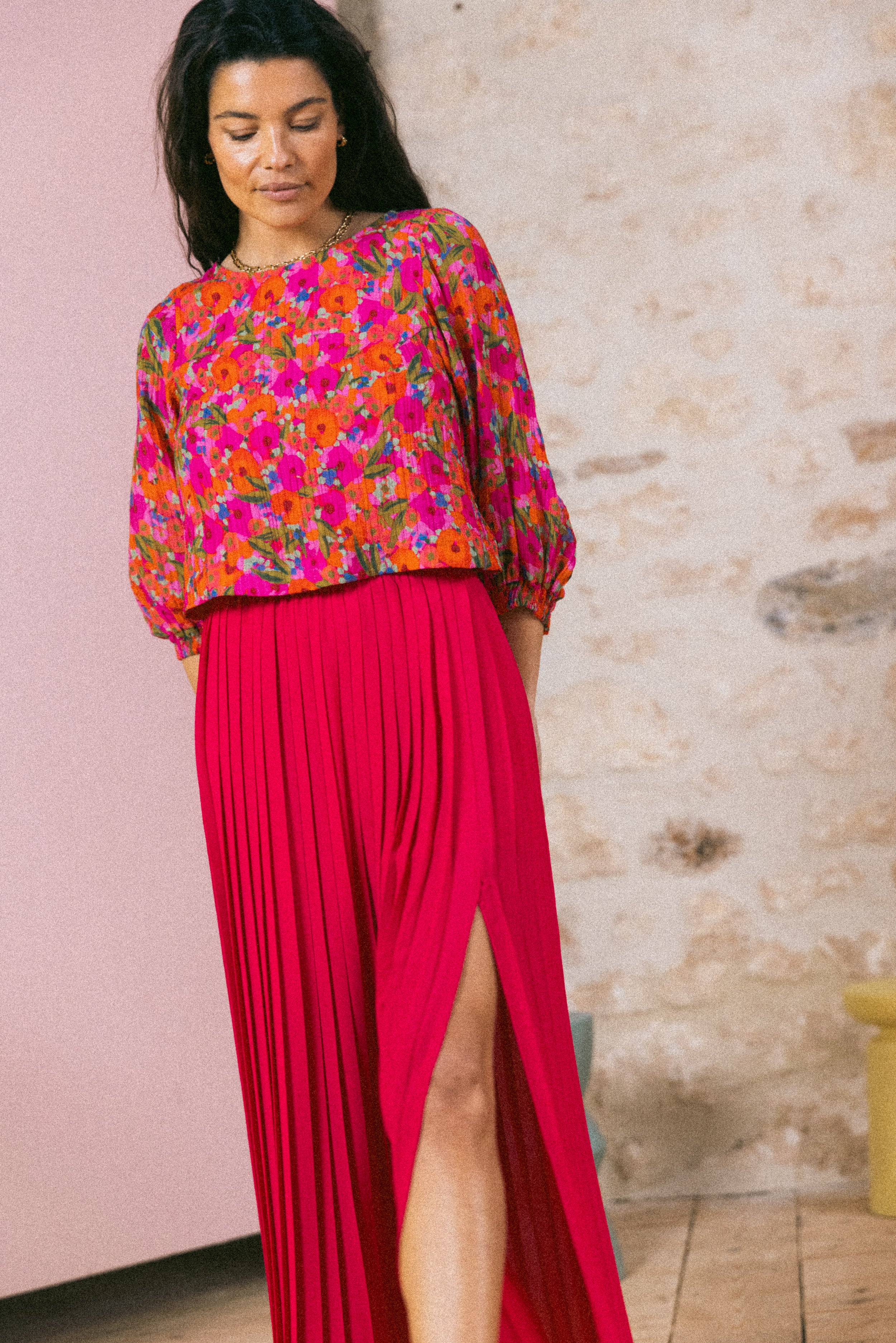 Jupe plissée longue fendue Framboise