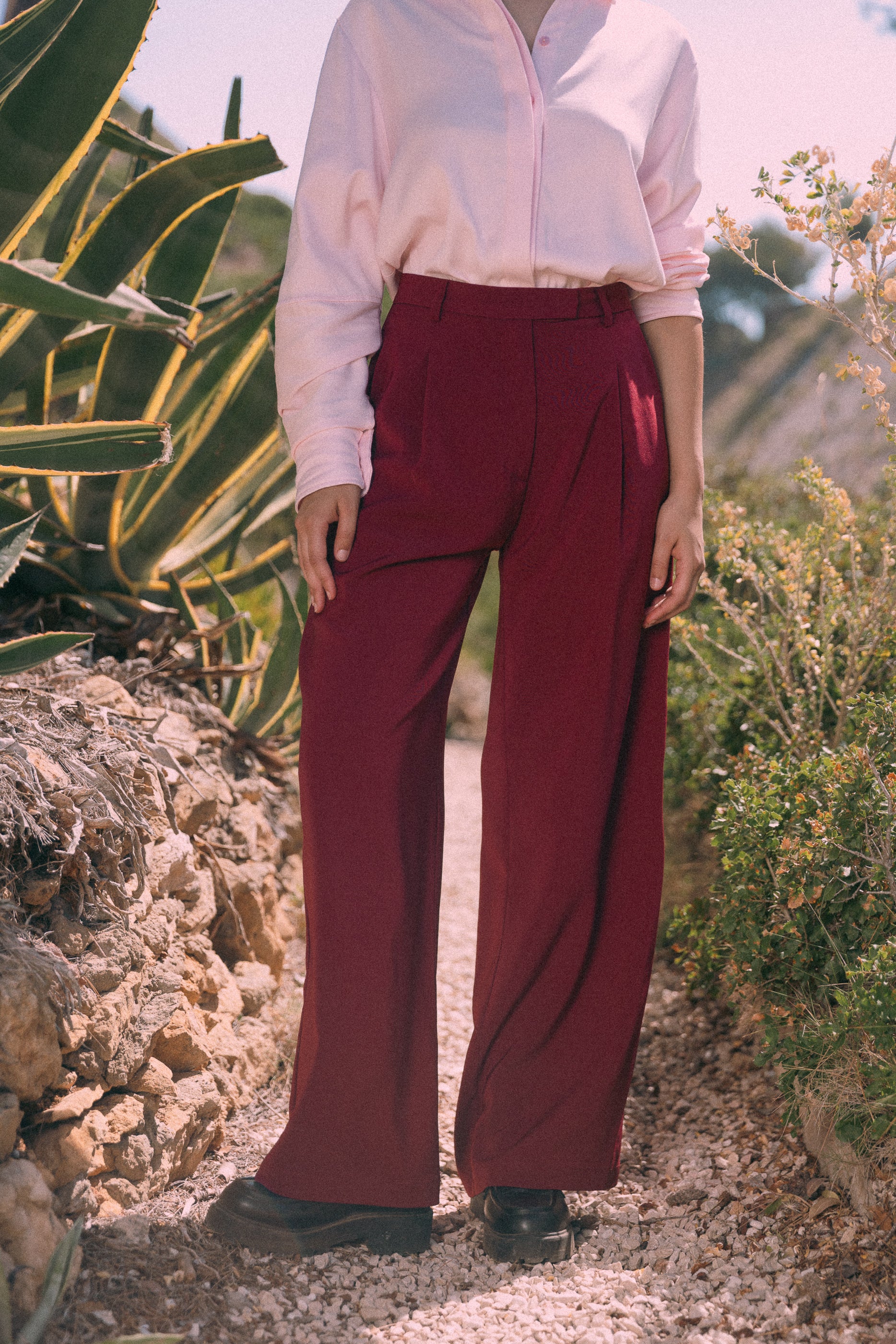 Pantalon à pinces bordeaux