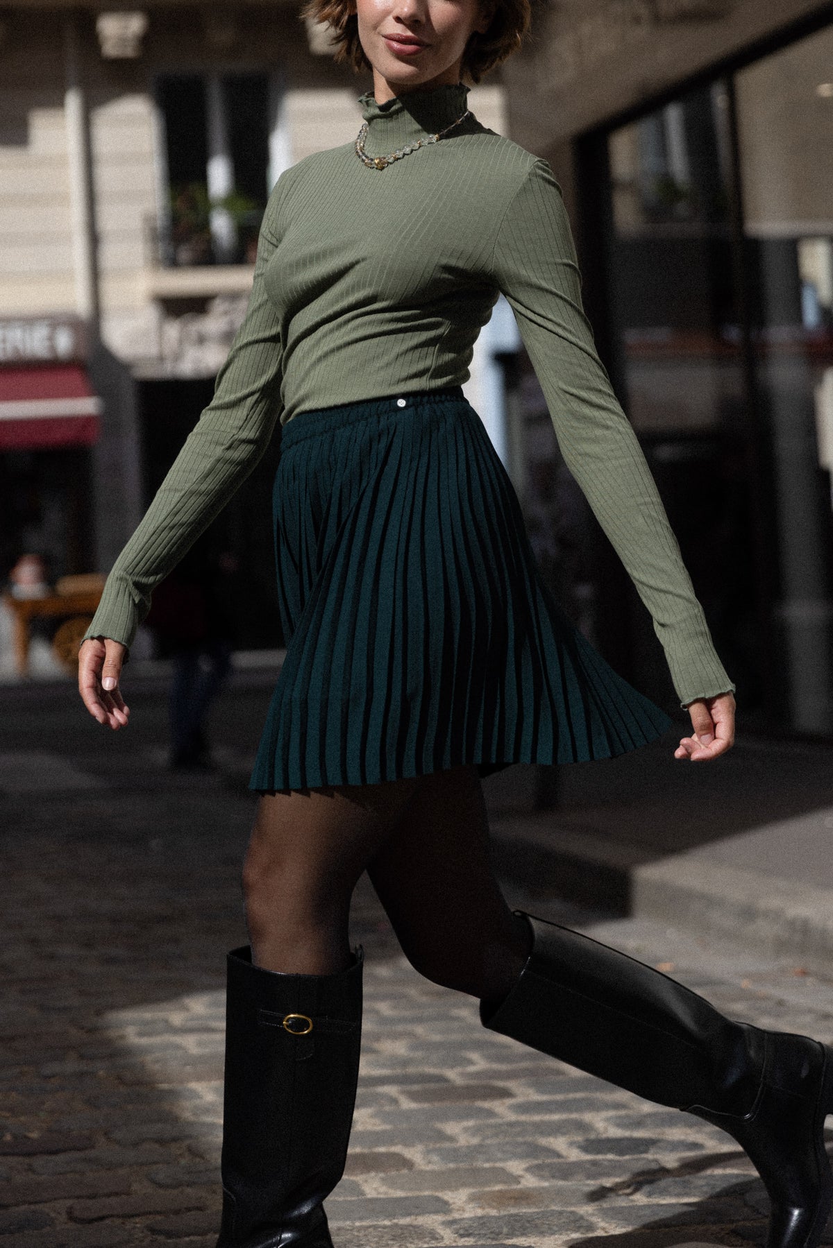 Jupe plissée courte moss