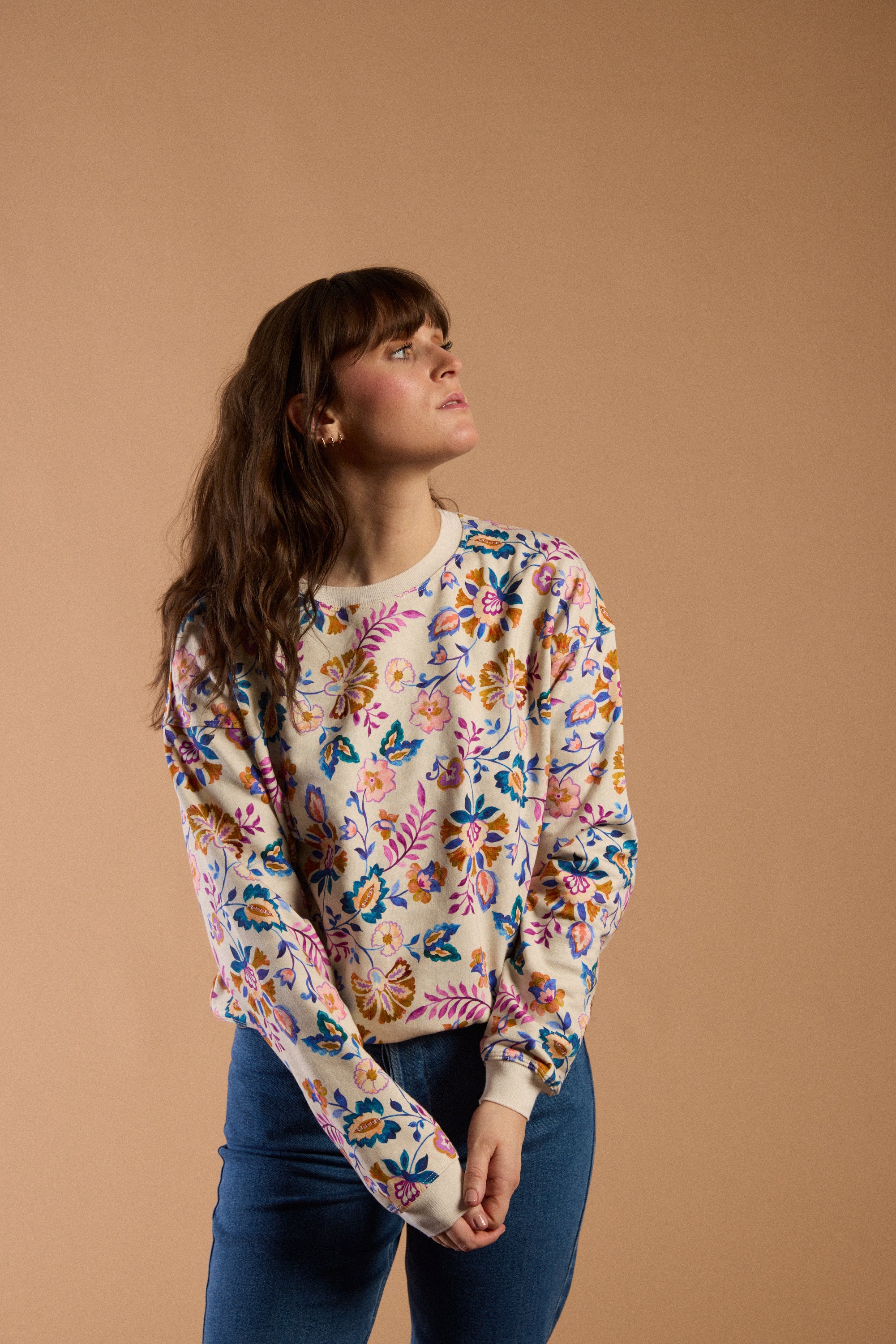 La sudadera berenjena 