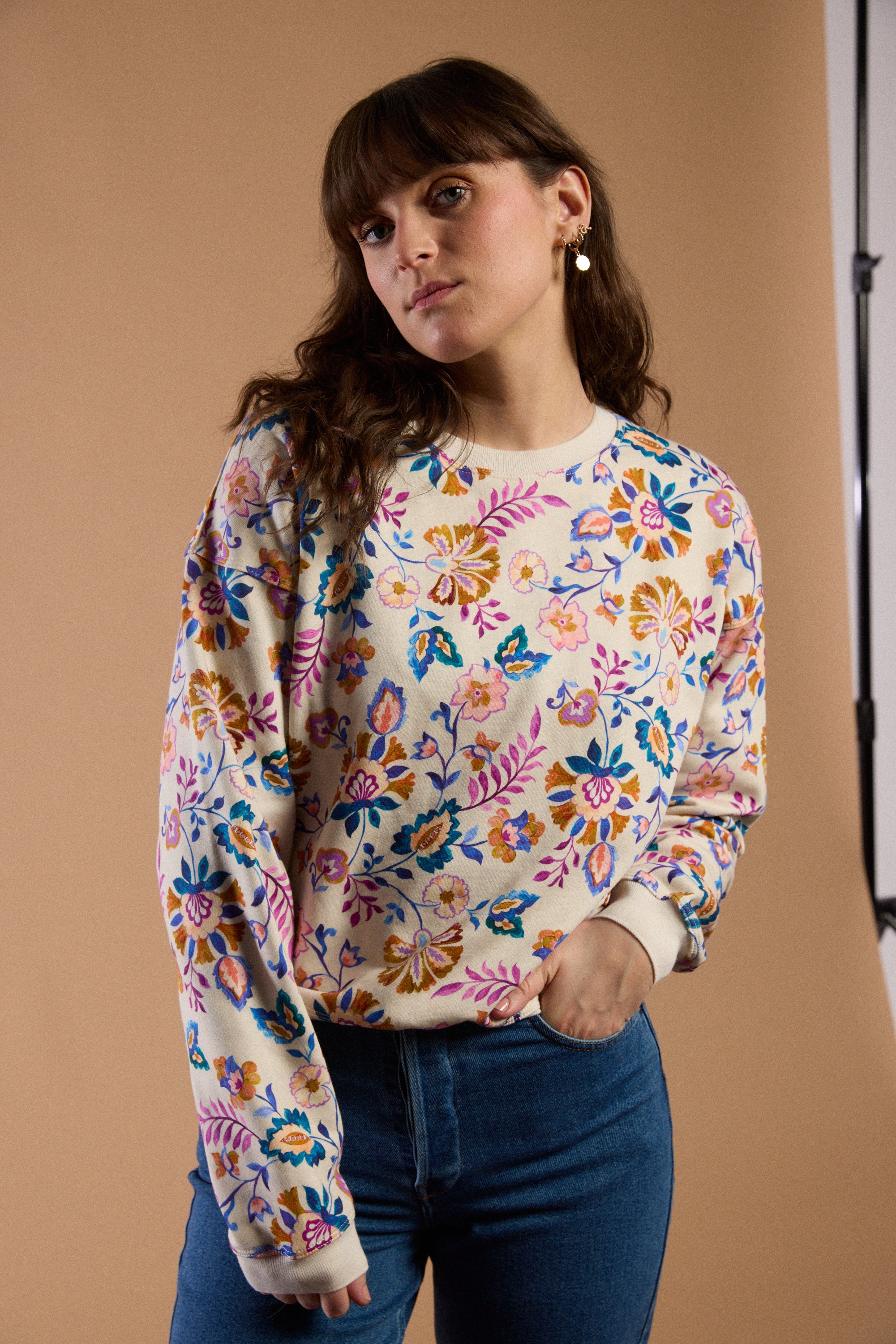 La sudadera berenjena 