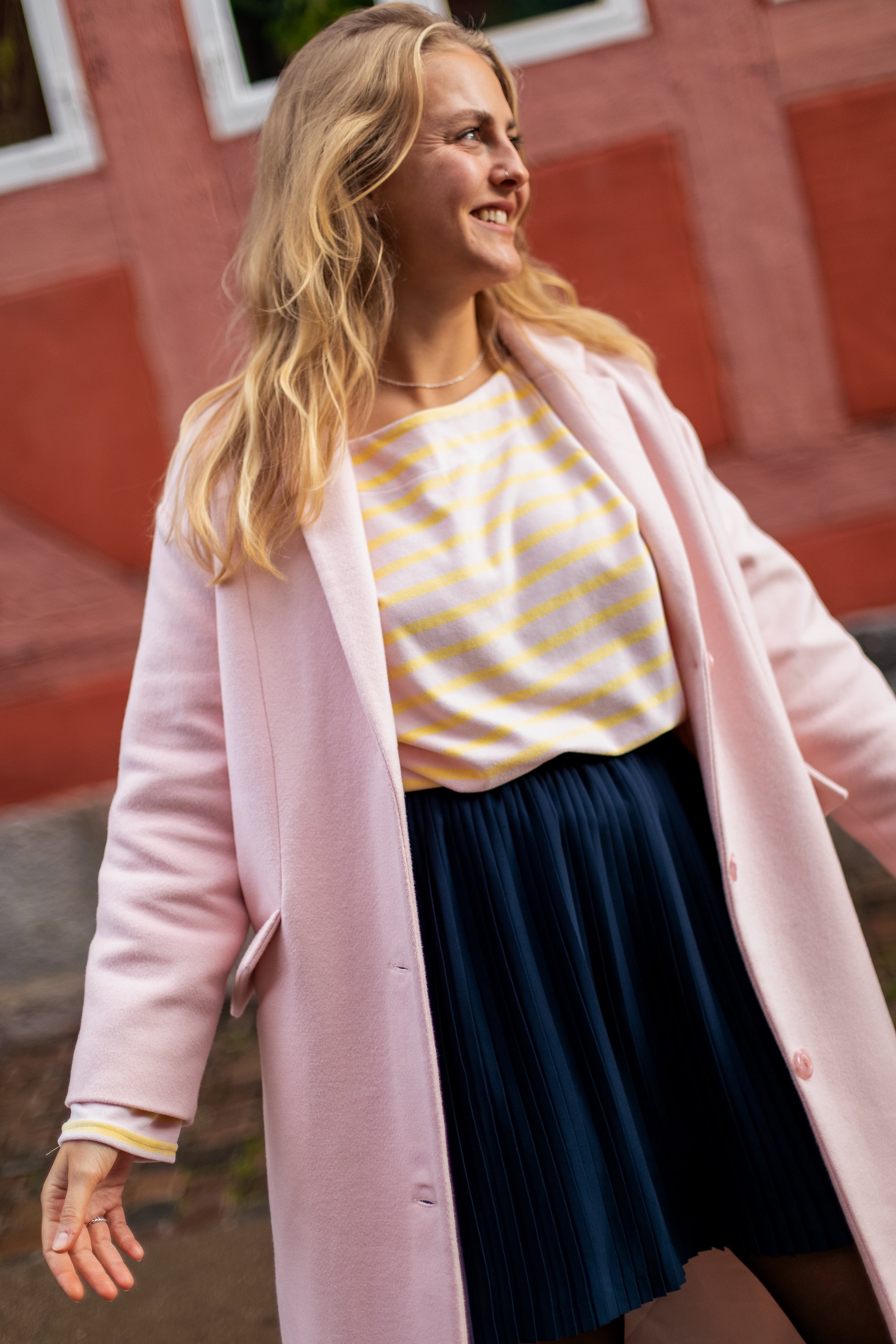 falda corta plisada de ferry 