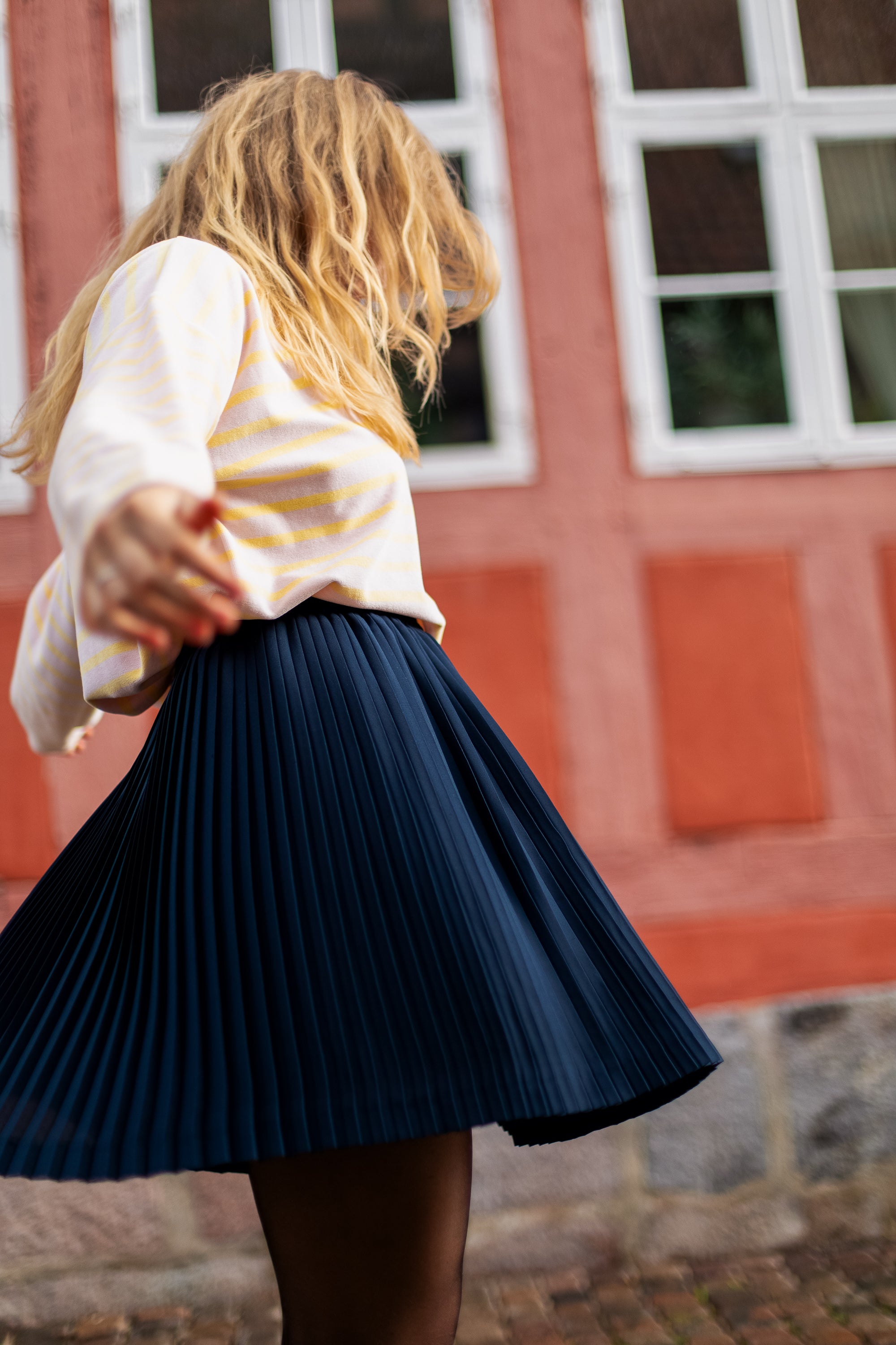 falda corta plisada de ferry 